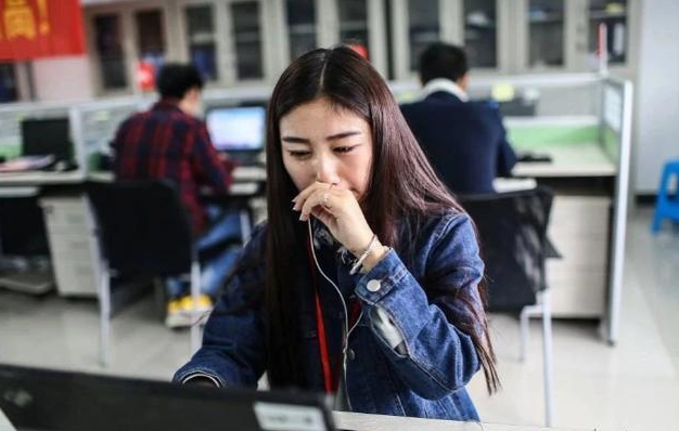 大一新生剛?cè)雽W(xué)不到一周，就被校方通知退學(xué)，只因體檢不合格