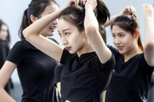 2022藝考“新動態(tài)”，將迎來三項新規(guī)定，藝考生需要提前準(zhǔn)備