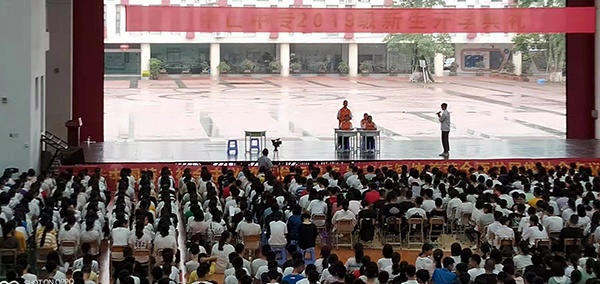 03.jpg