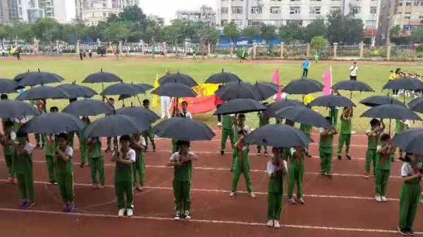 10三(2)清明節(jié).jpg