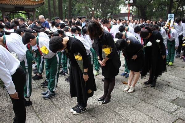 調(diào)整大小 2ccf4ccf12b66cf47868400316b9a12.jpg