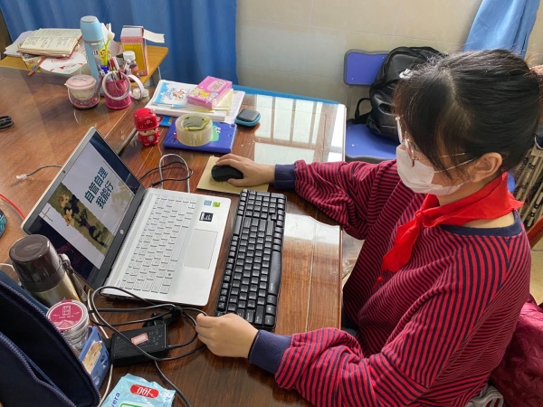 老師授課.jpg