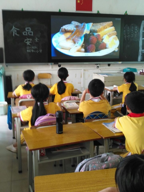 食安進(jìn)校園4.jpg