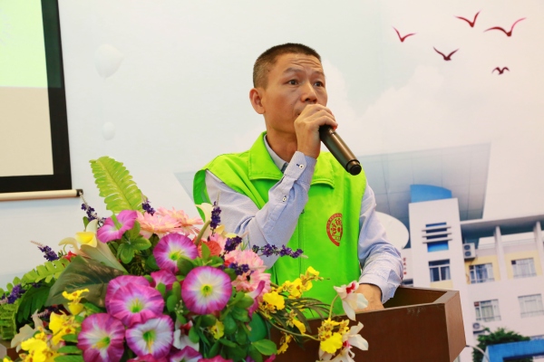 義工主任劉蒼虎講話.JPG