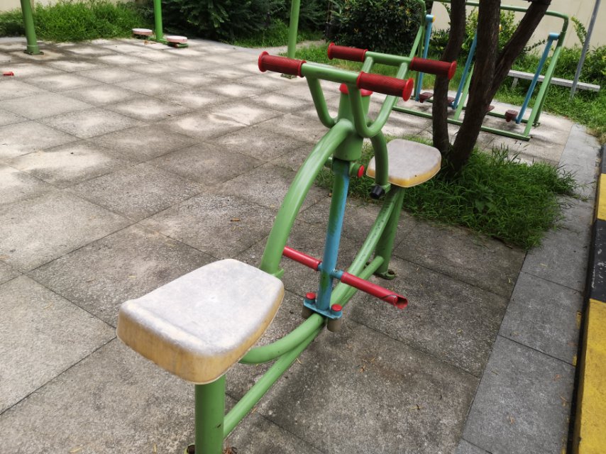 下肢康復(fù)器