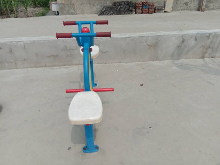 雙人蹬腿器 雙人蹬腿器