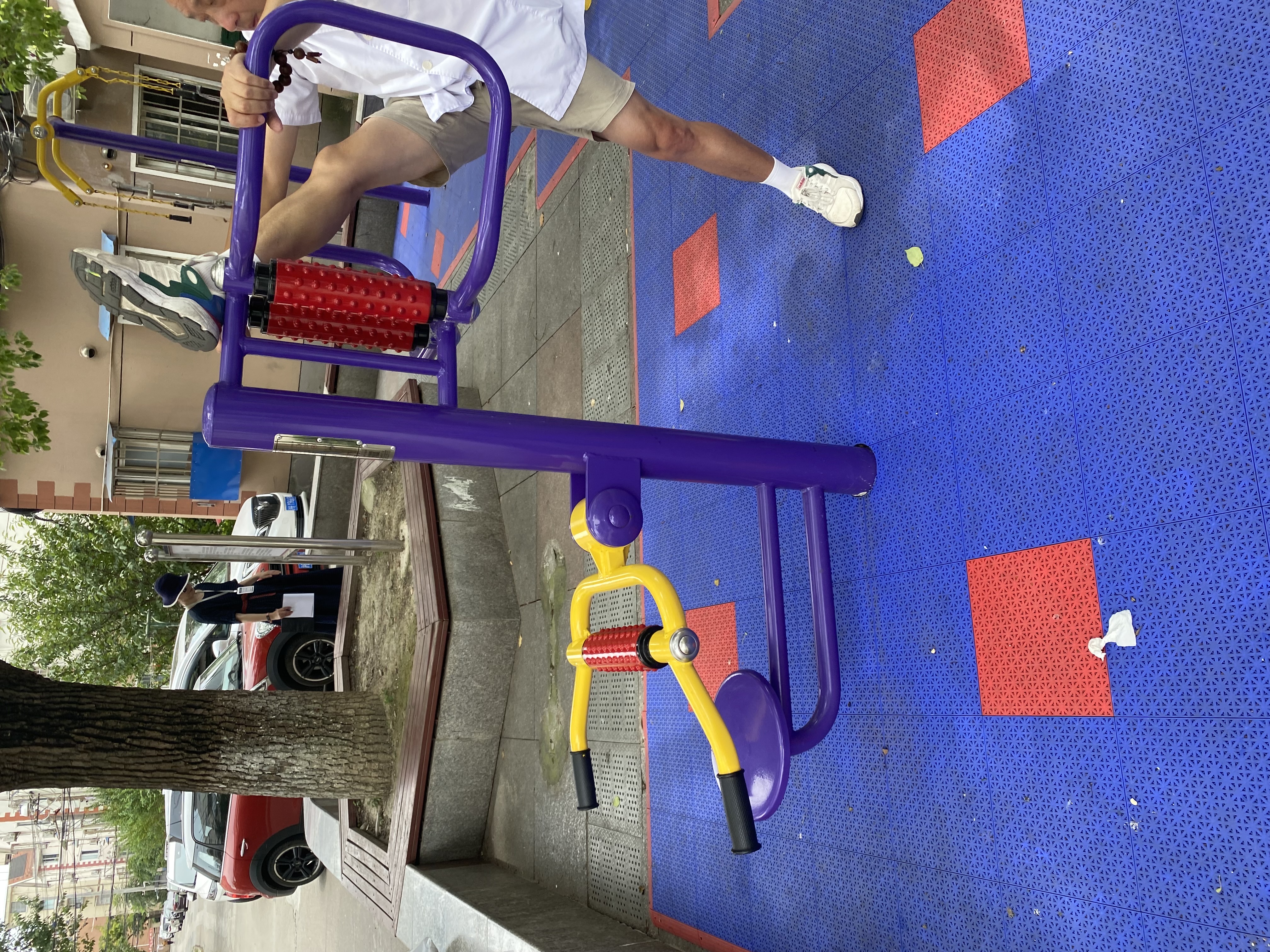 腰背按摩器 腰背按摩器