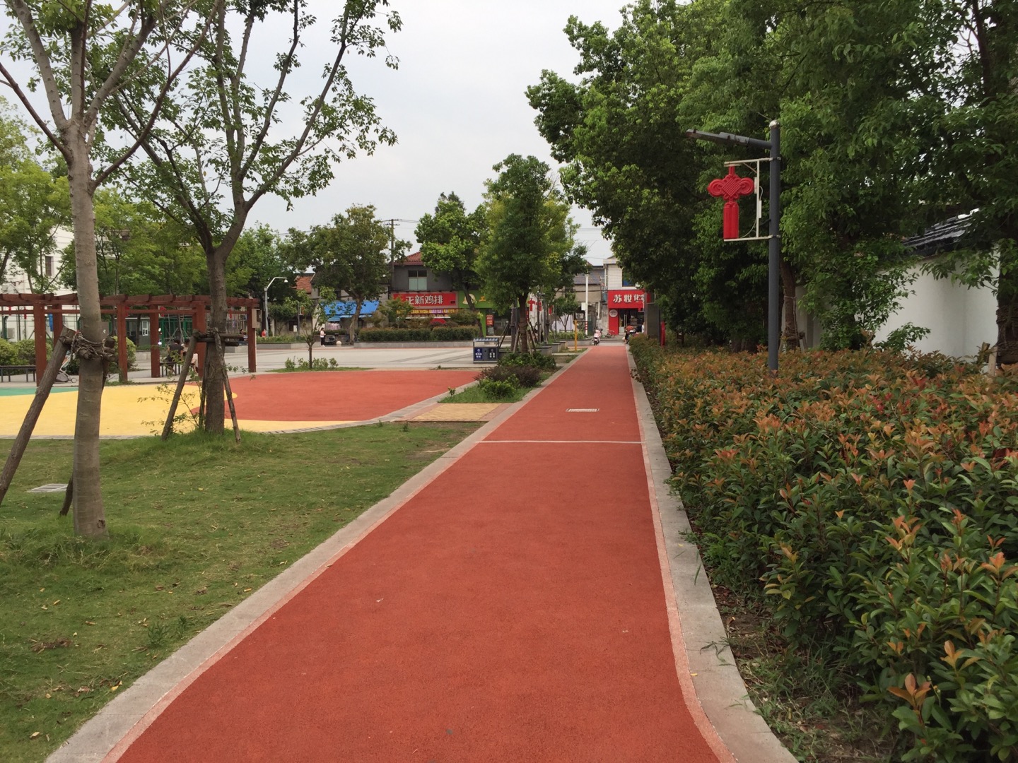 沈巷市民廣場(chǎng)健身步道