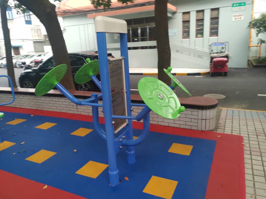 雙立柱太極揉推器