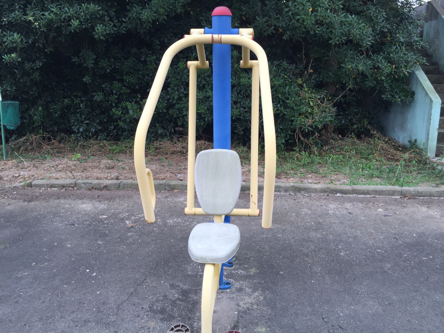 自重推胸器 自重推胸器