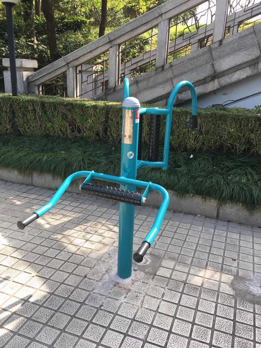 腰背按摩器 腰背按摩器