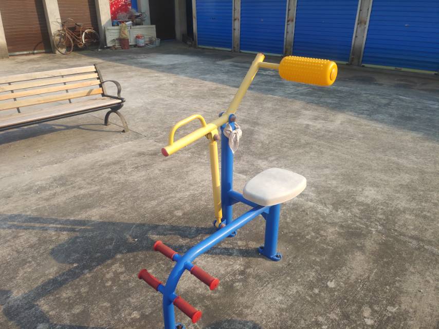 腹背鍛煉器 腹背鍛煉器