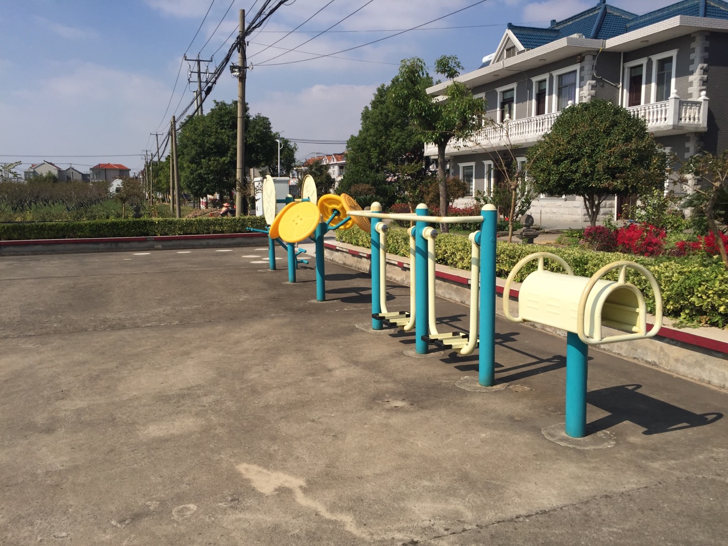 新春村九組健身點(diǎn)