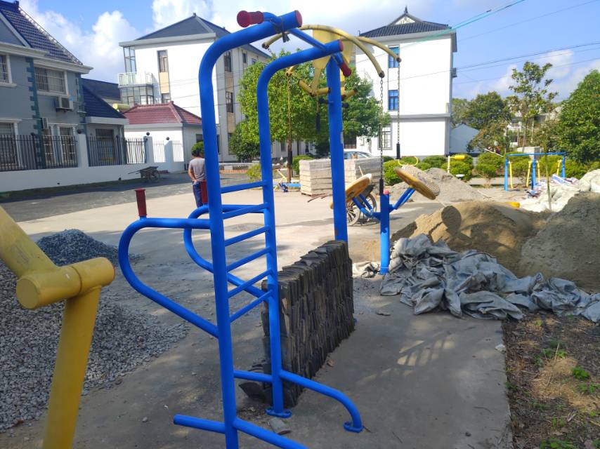 多功能訓(xùn)練器 多功能訓(xùn)練器