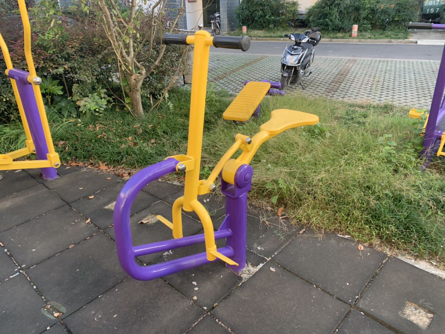 健騎機(jī) 健騎機(jī)