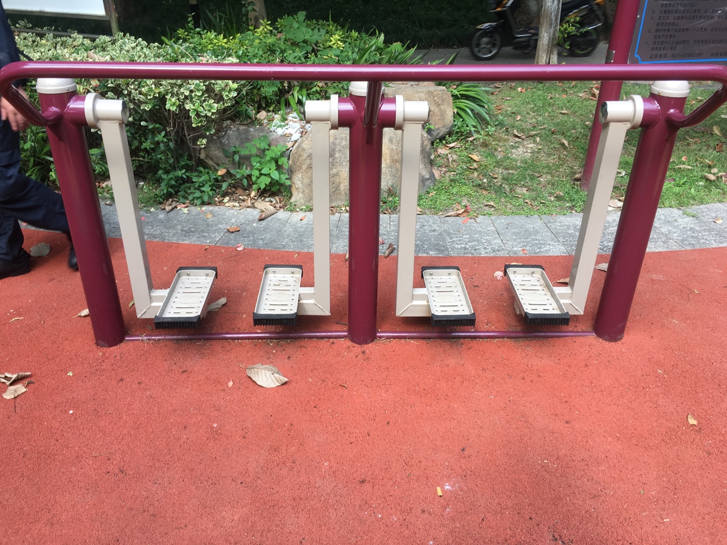 二位太空漫步機 二位太空漫步機