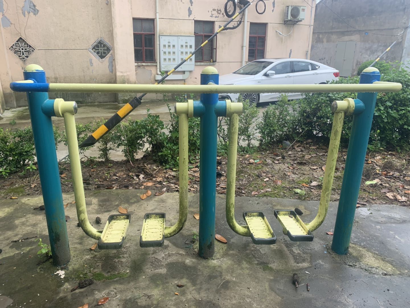 雙位太空漫步機