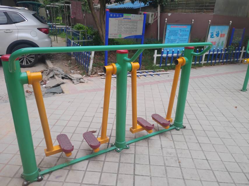 兩聯(lián)漫步機 兩聯(lián)漫步機