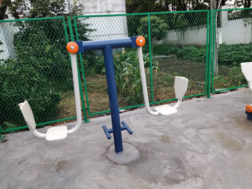 雙位坐蹬器 雙位坐蹬器