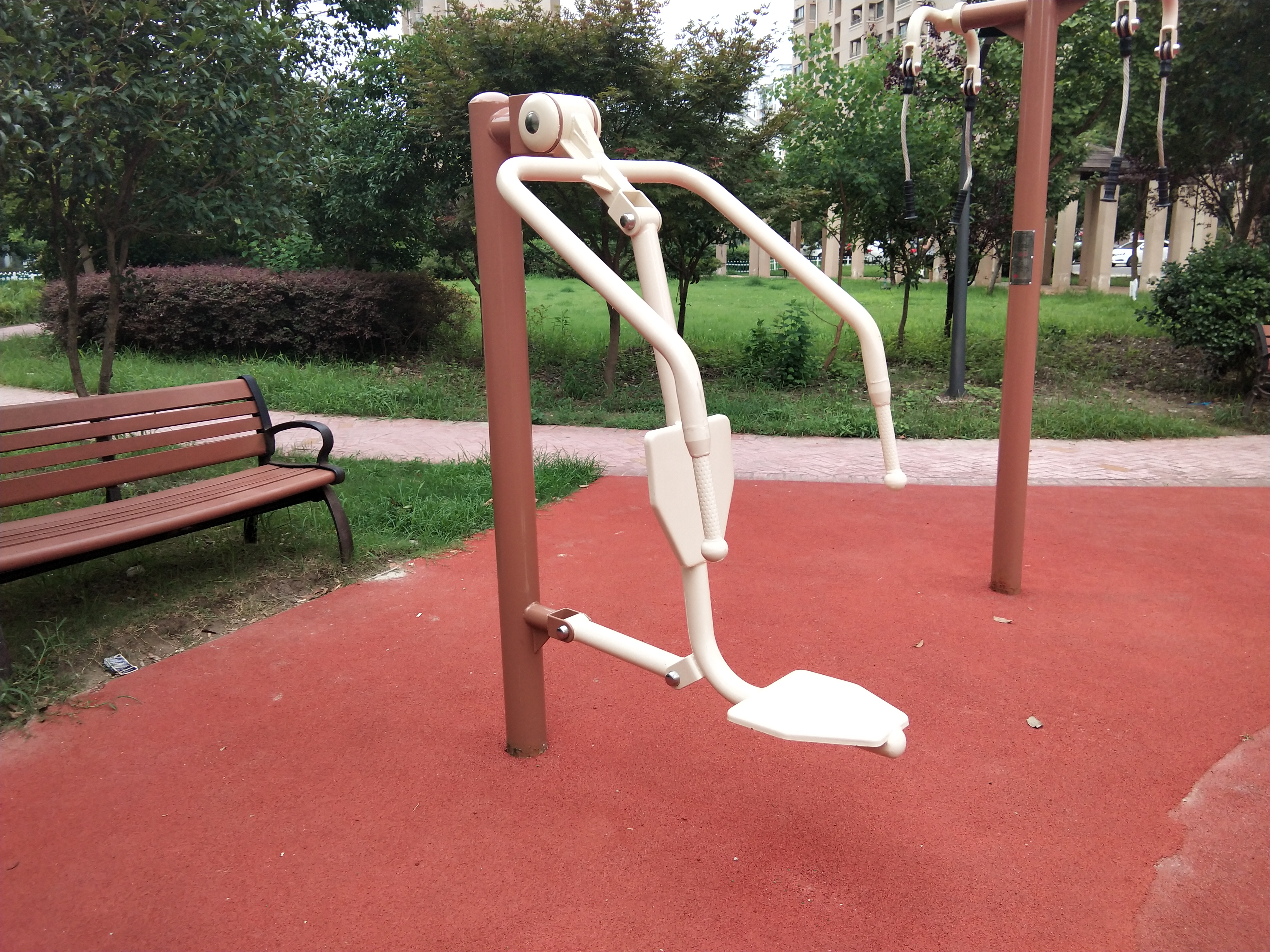 坐推訓(xùn)練器 坐推訓(xùn)練器