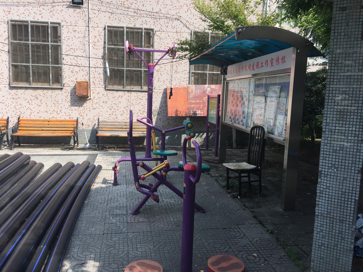 紅春居委紅春公寓健身點