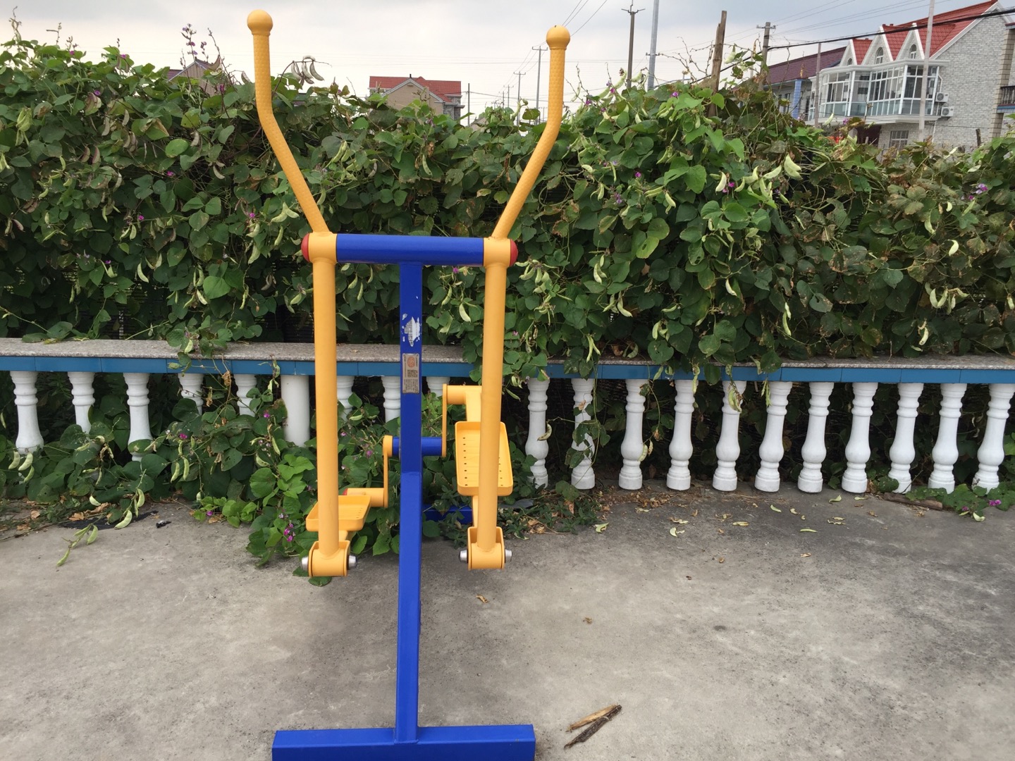 室外橢圓機(jī) 室外橢圓機(jī)