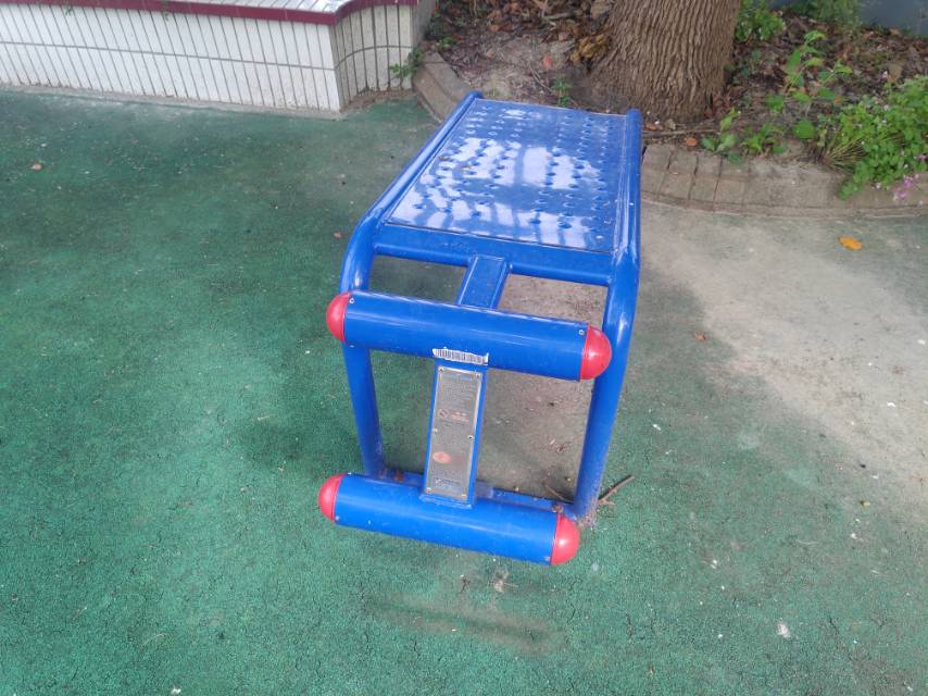 仰臥起坐板 仰臥起坐板