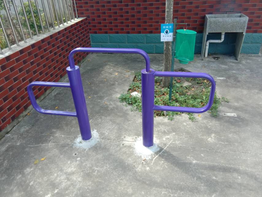 彈振壓腿器 彈振壓腿器