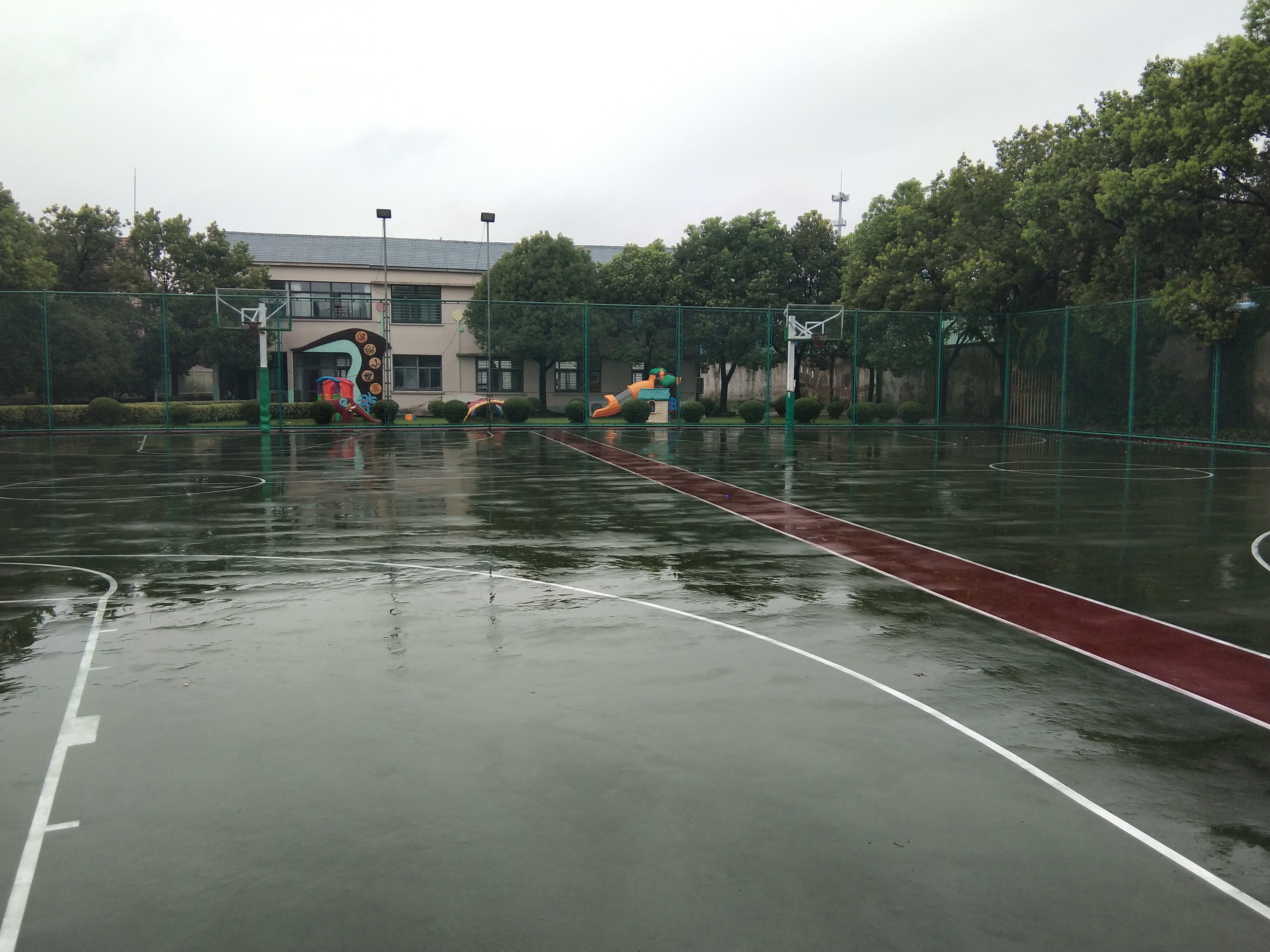 西岑社區(qū)公共運(yùn)動(dòng)場(chǎng)