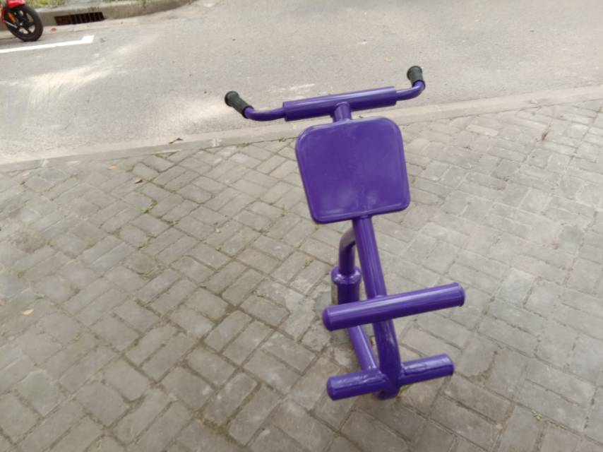 背肌訓(xùn)練器 背肌訓(xùn)練器