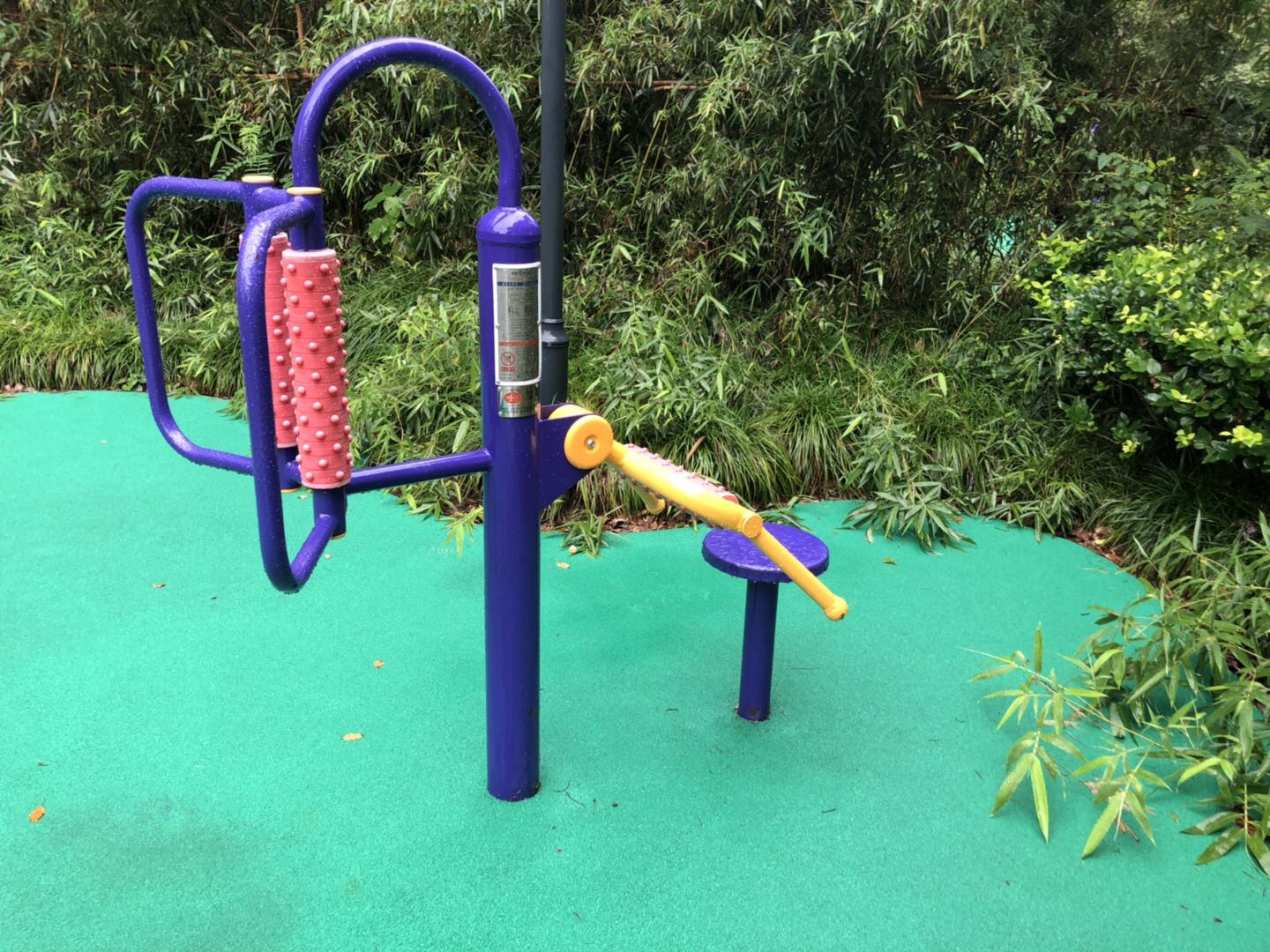 腰背按摩器 腰背按摩器