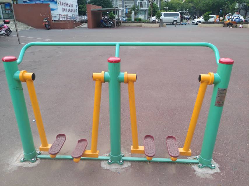 兩聯(lián)漫步機(jī) 兩聯(lián)漫步機(jī)