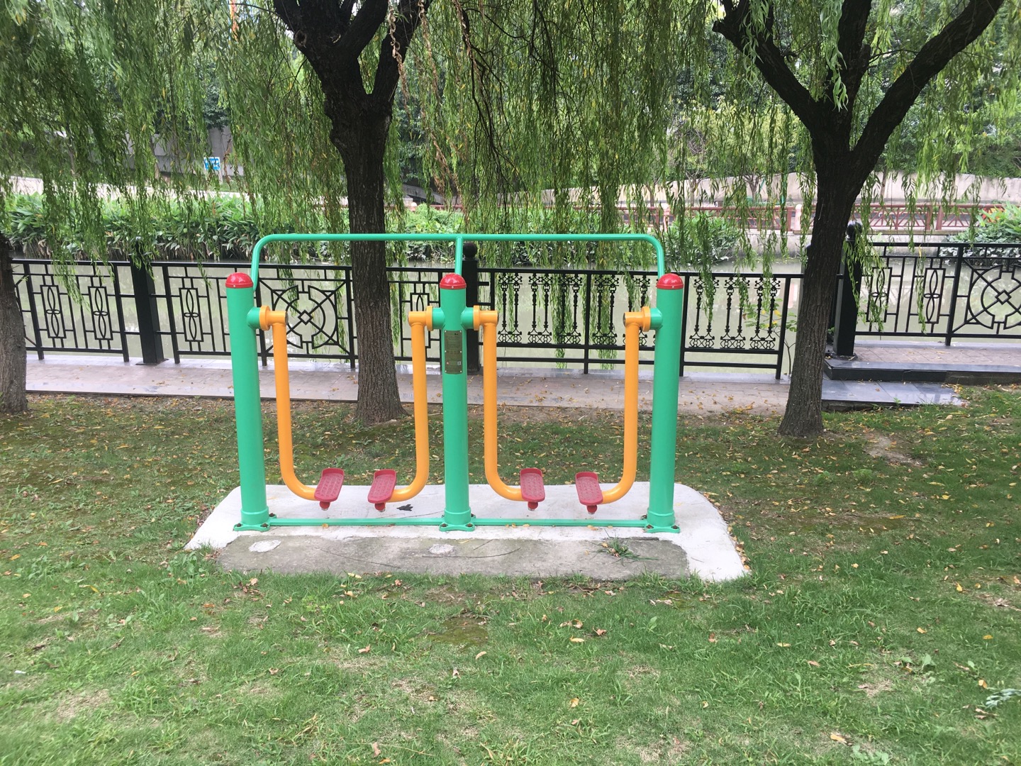 兩聯(lián)漫步機 兩聯(lián)漫步機