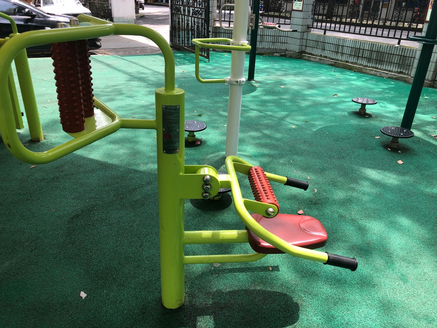 腰背按摩器 腰背按摩器