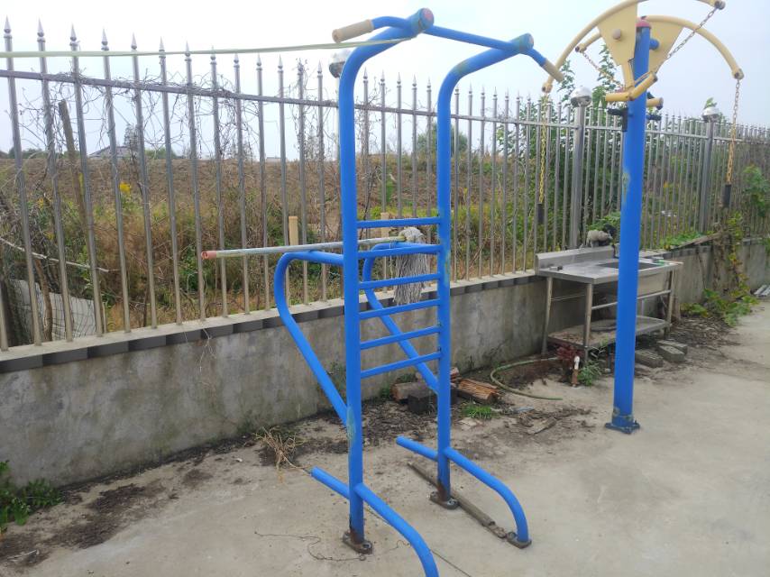 多功能訓(xùn)練器 多功能訓(xùn)練器