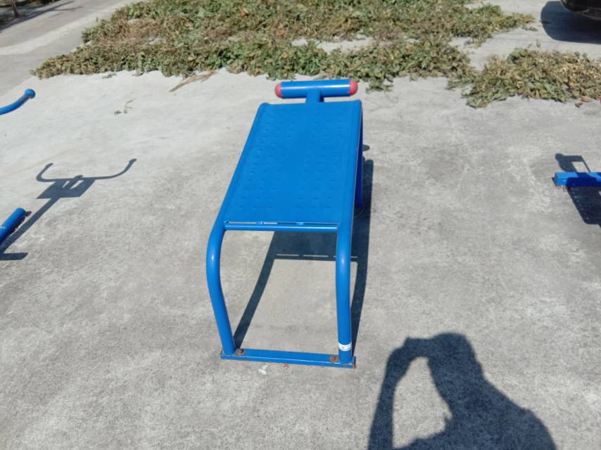 仰臥起坐板 仰臥起坐板