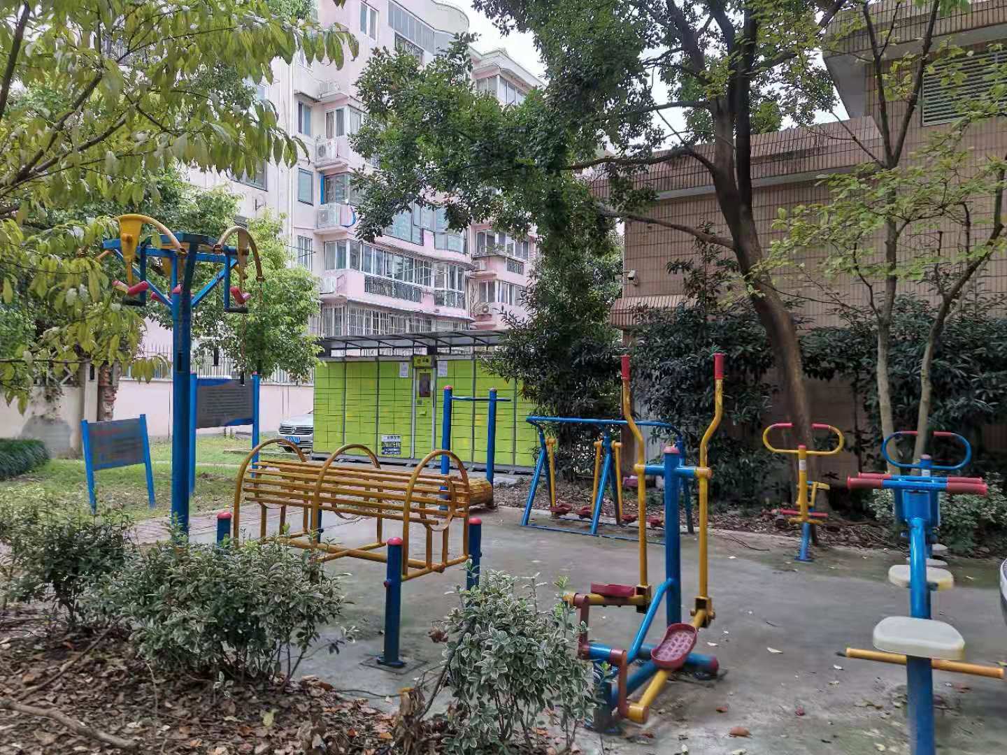 羅陽二居健身點B點 羅陽二居健身點B點