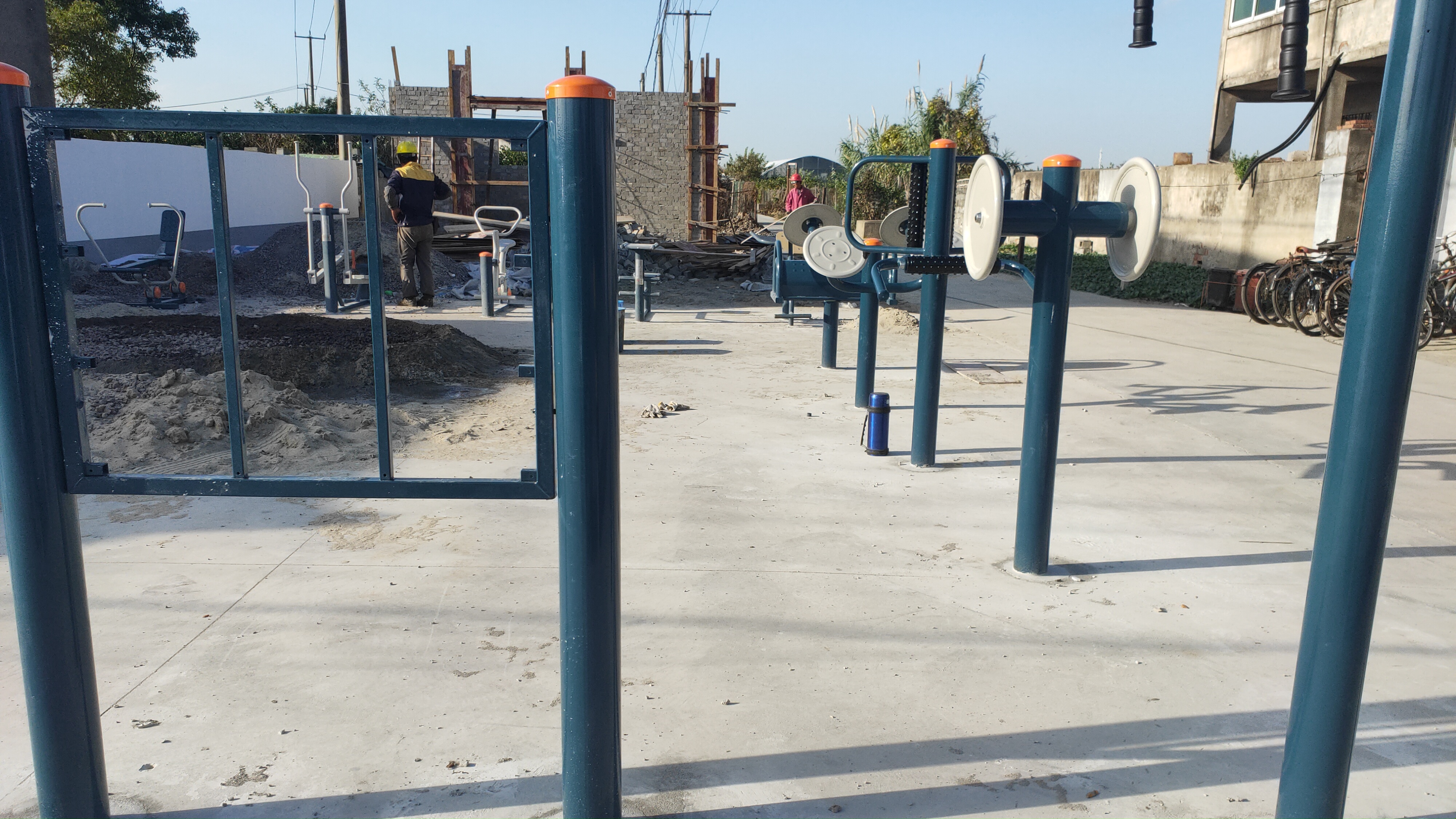 廟鎮(zhèn)白港村12隊(duì)健身點(diǎn)