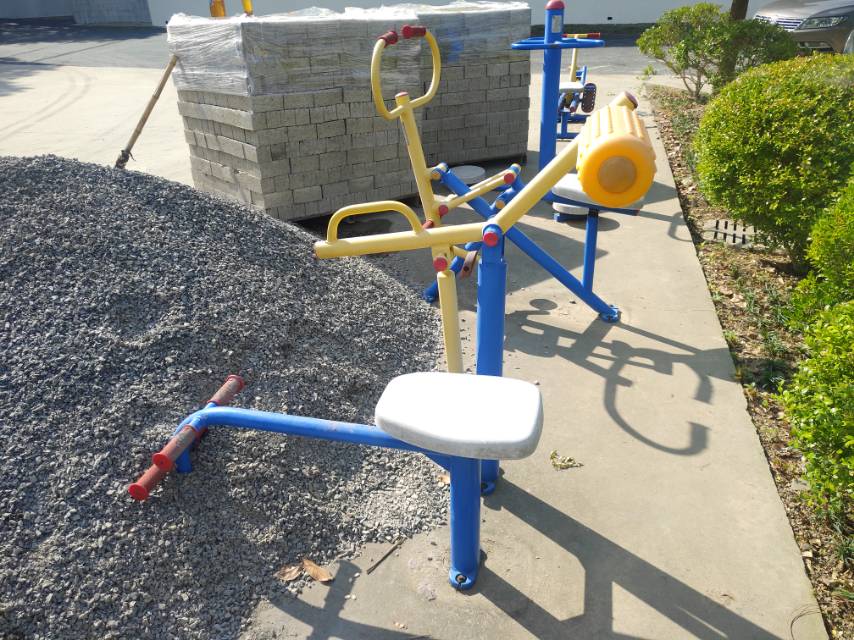 腹背鍛煉器 腹背鍛煉器