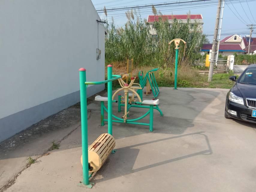 堡鎮(zhèn)人民村5隊健身點