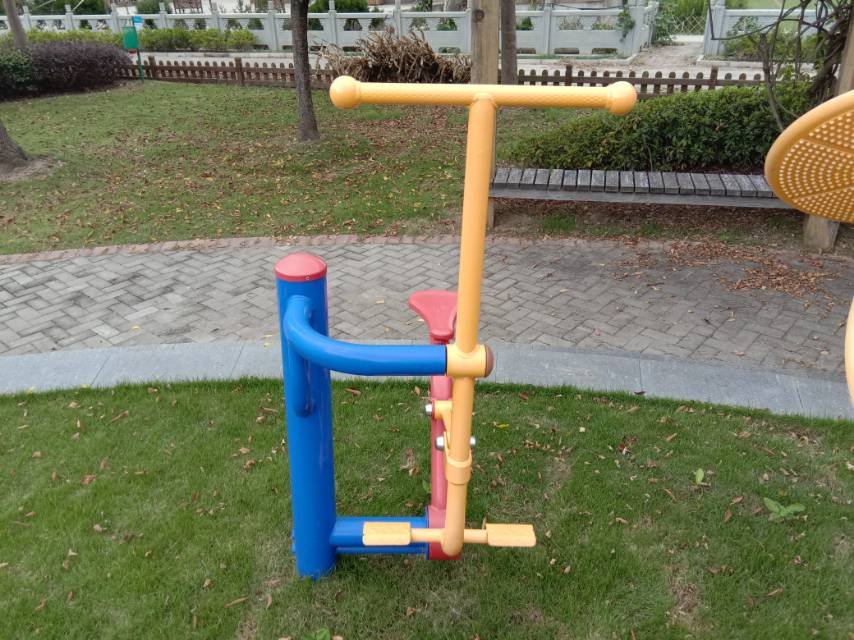 健騎機(jī) 健騎機(jī)