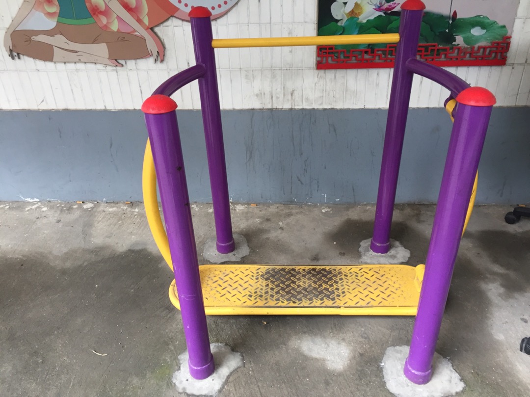 晃板健身器 晃板健身器