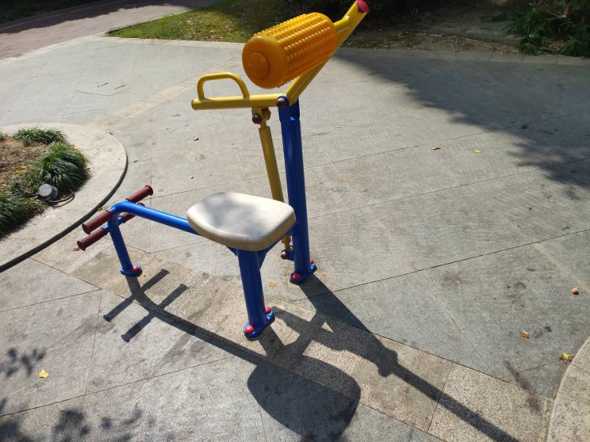 腹背鍛煉器 腹背鍛煉器