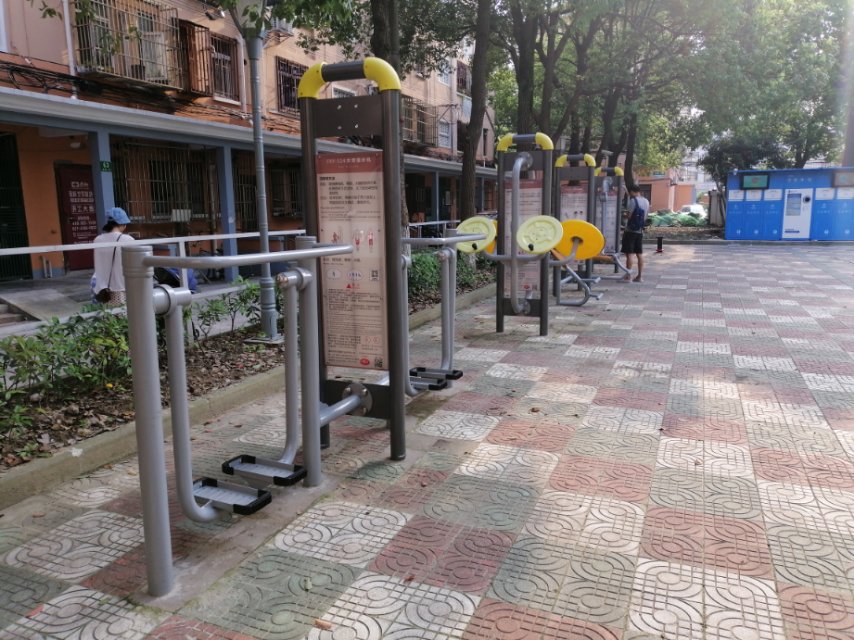 寶鋼一村健身點     1