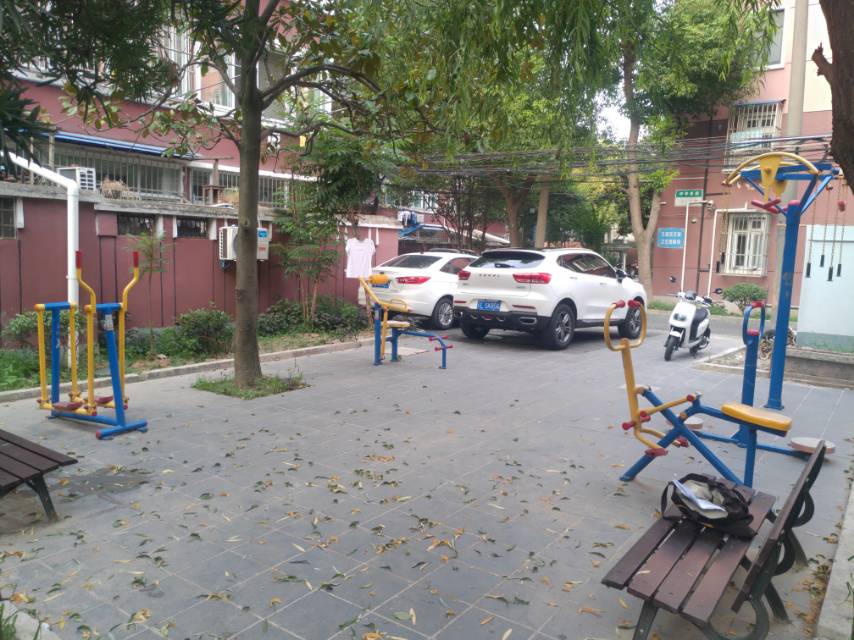 華美路居委健身點C 華美路居委健身點C