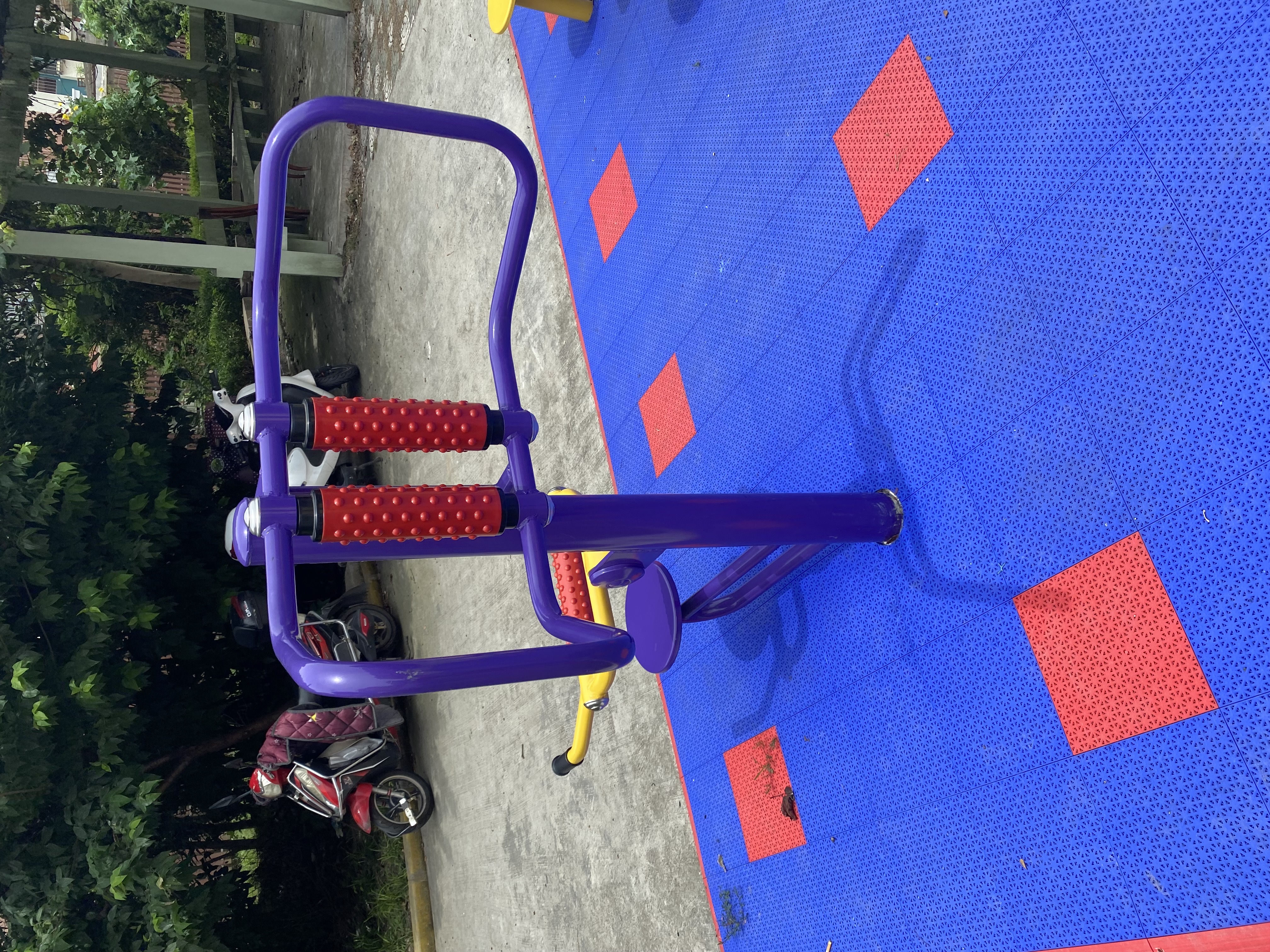 腰背按摩器 腰背按摩器