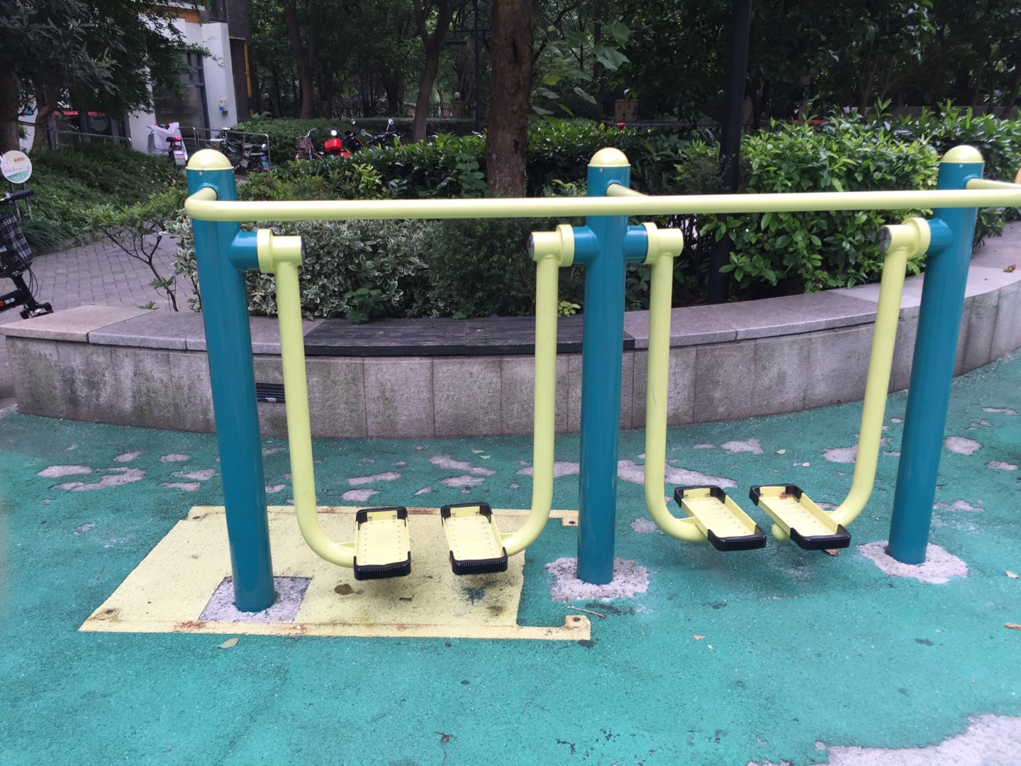 雙位太空漫步機(jī)