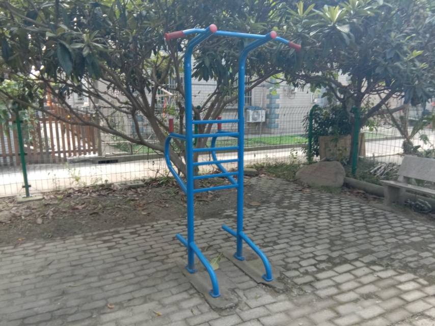 多功能訓(xùn)練器 多功能訓(xùn)練器