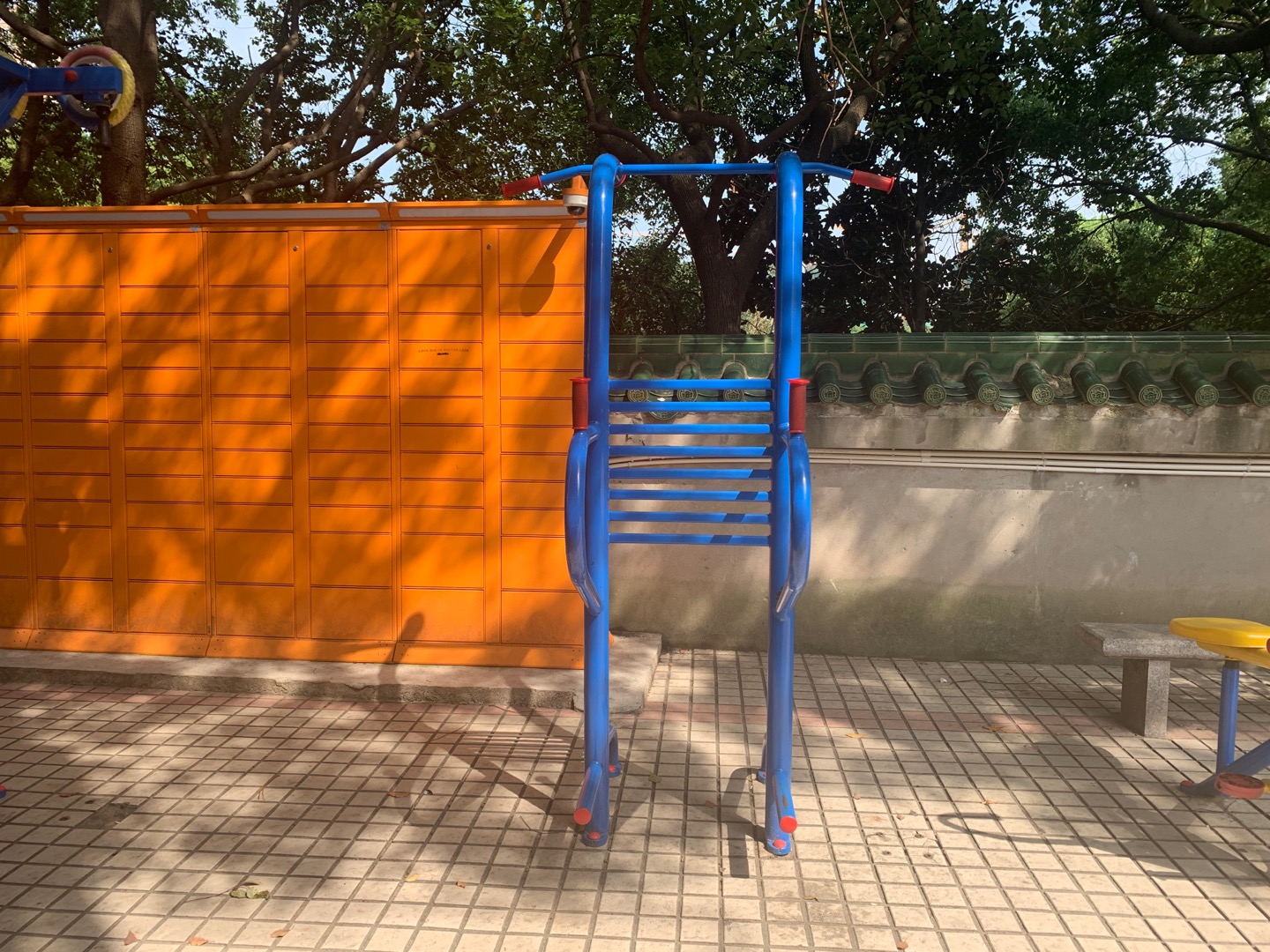 多功能訓(xùn)練器 多功能訓(xùn)練器