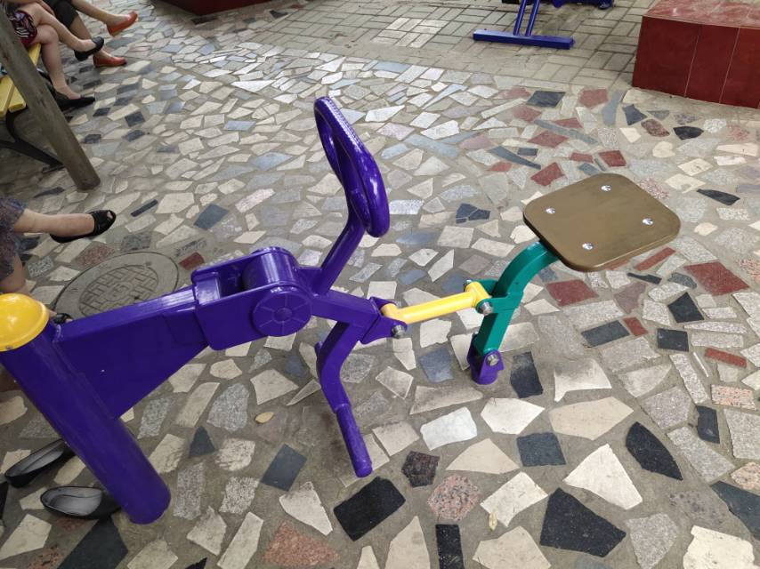 騎馬機(jī) 騎馬機(jī)